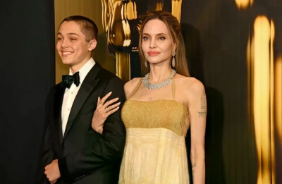 Sin Brada Pitta i Angeline Jolie ušao u ring, ponosna majka navijala: "Nokautirat ću ih!"