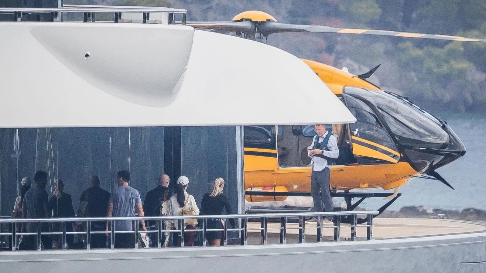 Tajanstveni susret kod Mljeta: Bezos, Kum i Dajler zajedno na jahti