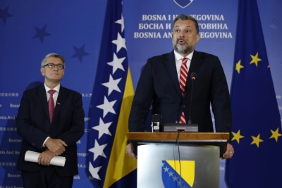 'PRITISCI SUSJEDA I ZLOUPOTREBA KONSTITUTIVNOSTI': Konaković i Mehmedović poslali oštre poruke o zastupljenosti u institucijama BiH