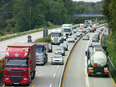 Švicarska razmatra drastičnu mjeru: Ograničenje brzine na autocestama na 80 km/h