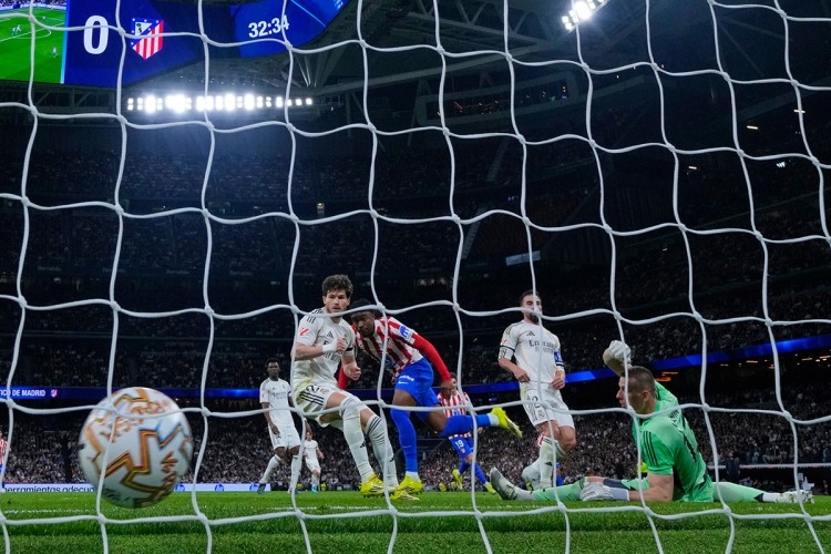 Liga šampiona: Atletiko izbacio Barsu, PSŽ uvjerljivo do polufinala (FOTO)