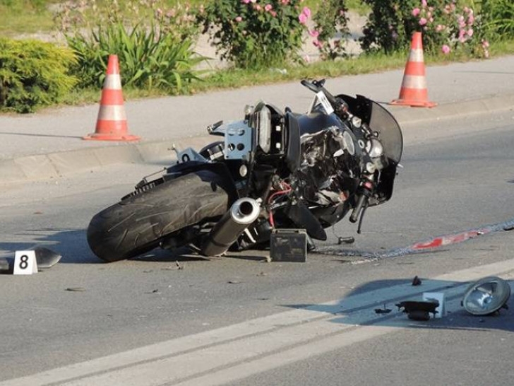 Maloljetno lice povrijeđeno pri padu sa motora