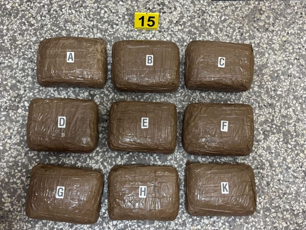 FOTO: Nova zapljena droge u Zenici, policija u stanu pronašla skoro 12 kg, jedna osoba uhapšena