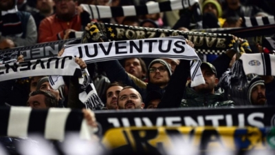 Novi Juventusov dres: Zlatni plamen izazvao burne reakcije među navijačima FOTO