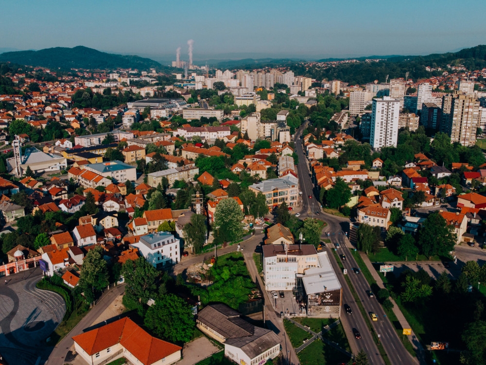 Dim iz TE Tuzla otkrio cijenu višegodišnjeg zanemarivanja - 5 vijesti za danas