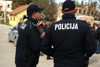 Velika policijska akcija u Sarajevu: U Gorici zaplijenjene veće količine droge i oružja