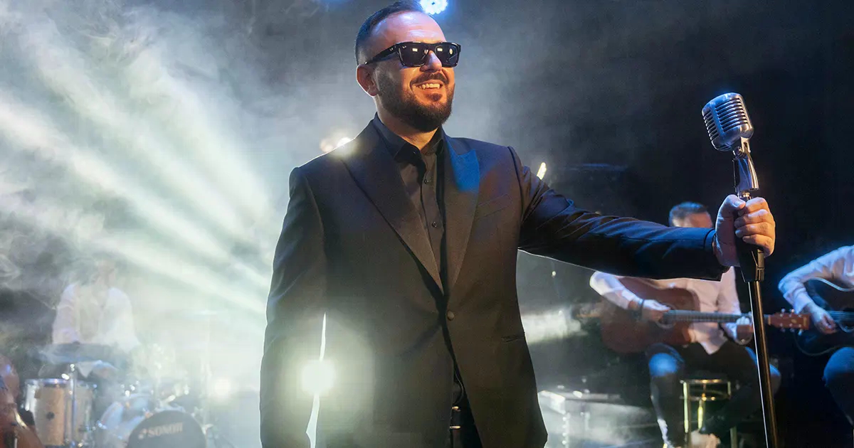 Tarik Stambolić objavio novu pjesmu “Leptiri u zraku su”