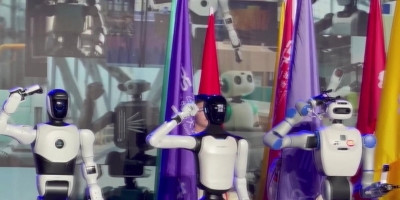 Humanoidni roboti u Šangaju položili zakletvu: Obećali sigurnost i služenje ljudima
