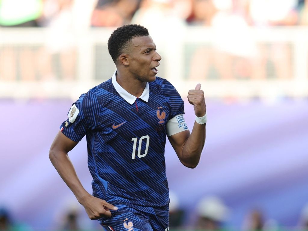Mbappe zabio 19. gol na Svjetskim prvenstvima i odveo Francusku u četvrtfinale