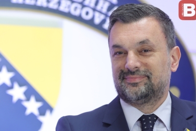 ELMEDIN KONAKOVIĆ PRED TV KAMERAMA: 'SNSD više nema kapacitet kakav je imao, jedini koji može riješiti krizu u zemlji je...'