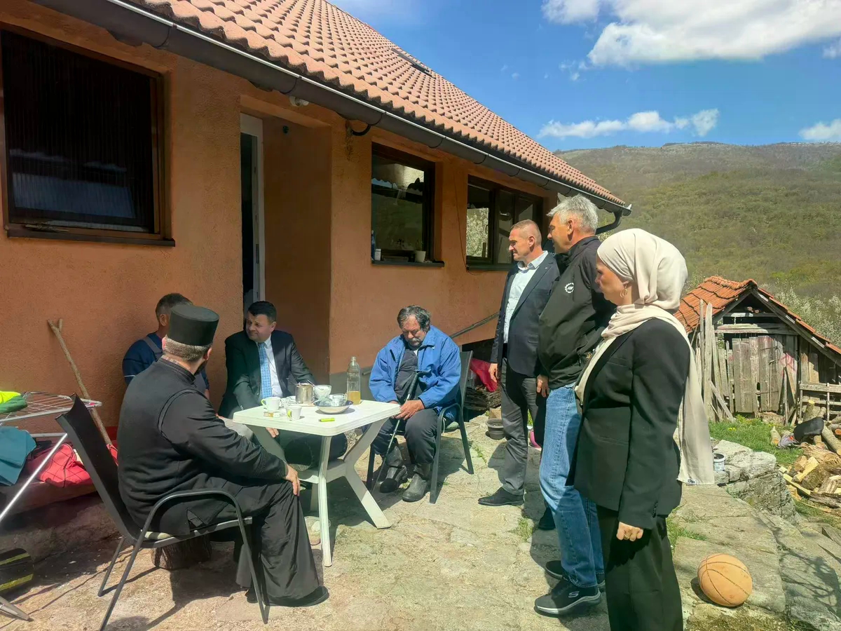Hurtić posjetio povratničko selo Trubar kod Drvara nakon napada i pljačke u domu Nedeljka Željkovića