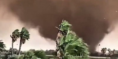 "Kao američki tornado": Vihor kakav se ne pamti pogodio Siciliju, prevrtao vozila i uništavao objekte