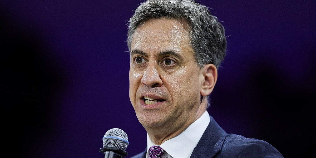 Miliband: Rat u Iranu diže račune Britancima, pojačavamo diplomatske napore da se okonča