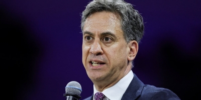 Miliband: Rat u Iranu diže račune Britancima, pojačavamo diplomatske napore da se okonča