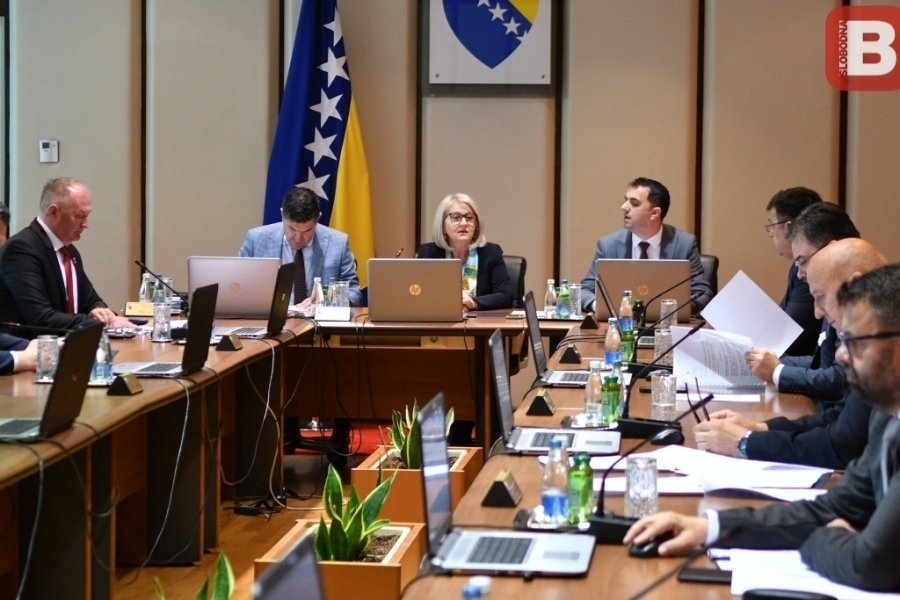 SRBIJA ORGANIZUJE GLASANJE U BiH: Koliko će odluka Vijeća ministara koštati Bosnu i Hercegovinu?
