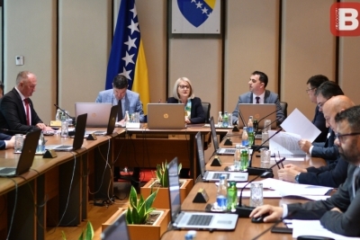 SRBIJA ORGANIZUJE GLASANJE U BiH: Koliko će odluka Vijeća ministara koštati Bosnu i Hercegovinu?