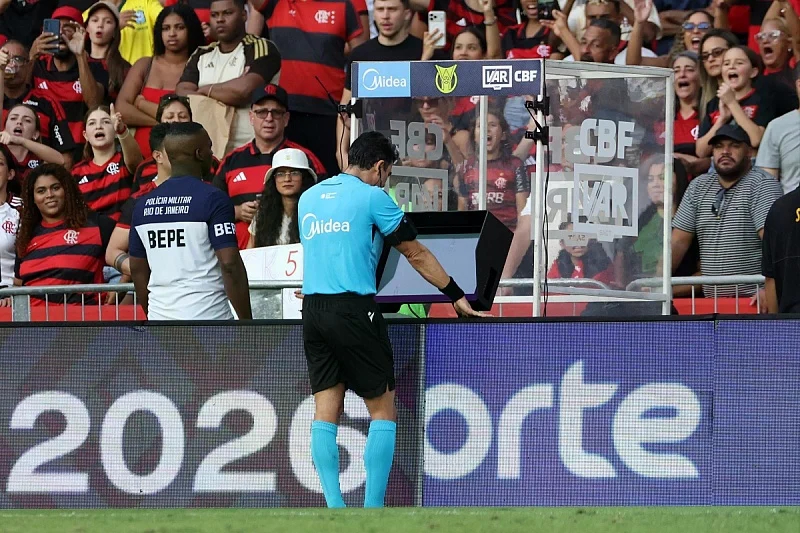 VAR će na Mundijalu moći intervenisati u dvije nove situacije, greške se žele svesti na minimum