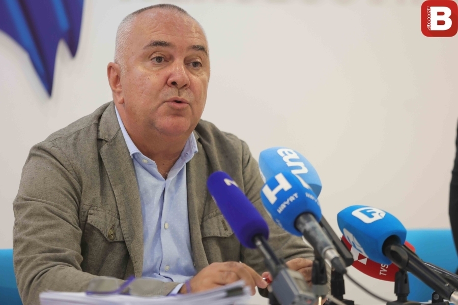 ALMIR BEČAREVIĆ UZBURKAO JAVNOST: 'Vlada u 'ostavci'  započela proces peglanja ugovora...'