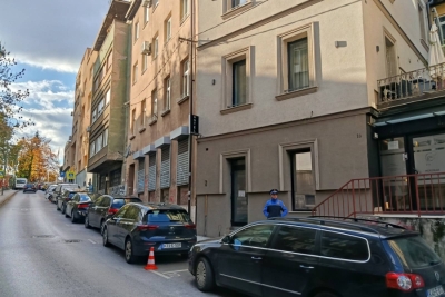 MUŠKARAC KOJI JE USMRTIO MAJKU U SARAJEVU NAKON UBISTVA PRAVIO PROBLEME U GRADU: Pokušavao skinuti odjeću i uznemiravao prisutne u fast foodu