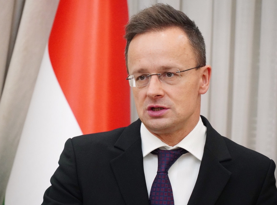 Šokantno priznanje Sijarta: Bori se sa teškom bolešću