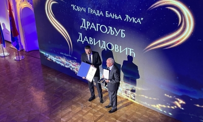 Banjaluka dodijelila najviša priznanja: Ključ grada Dragoljubu Davidoviću FOTO