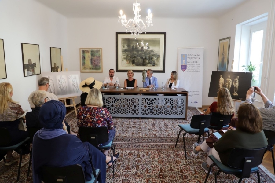 BAN KULIN DOBIJA SPOMENIK U SARAJEVU: 'Napraviti trajni spomenik i bosanskom jeziku i pisanoj tradiciji'