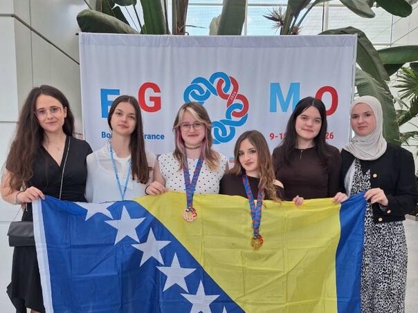 Matematičarke KS zlatne i bronzane na Evropskoj olimpijadi