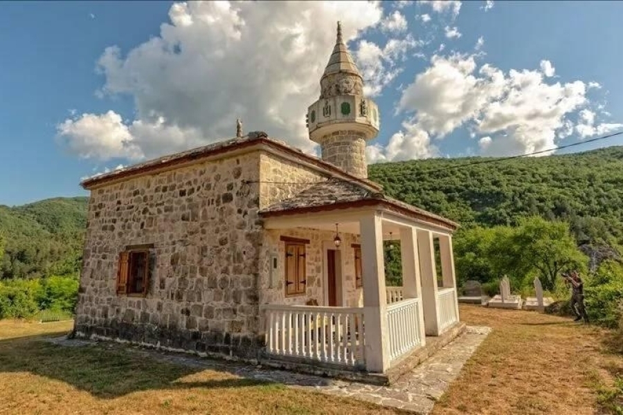 USAMLJENA LJEPOTICA: Sedam puta građena, šest puta rušena