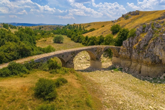 VIDEO Pogledajte kadrove čarobnog kamenog mosta nedaleko od Mostara