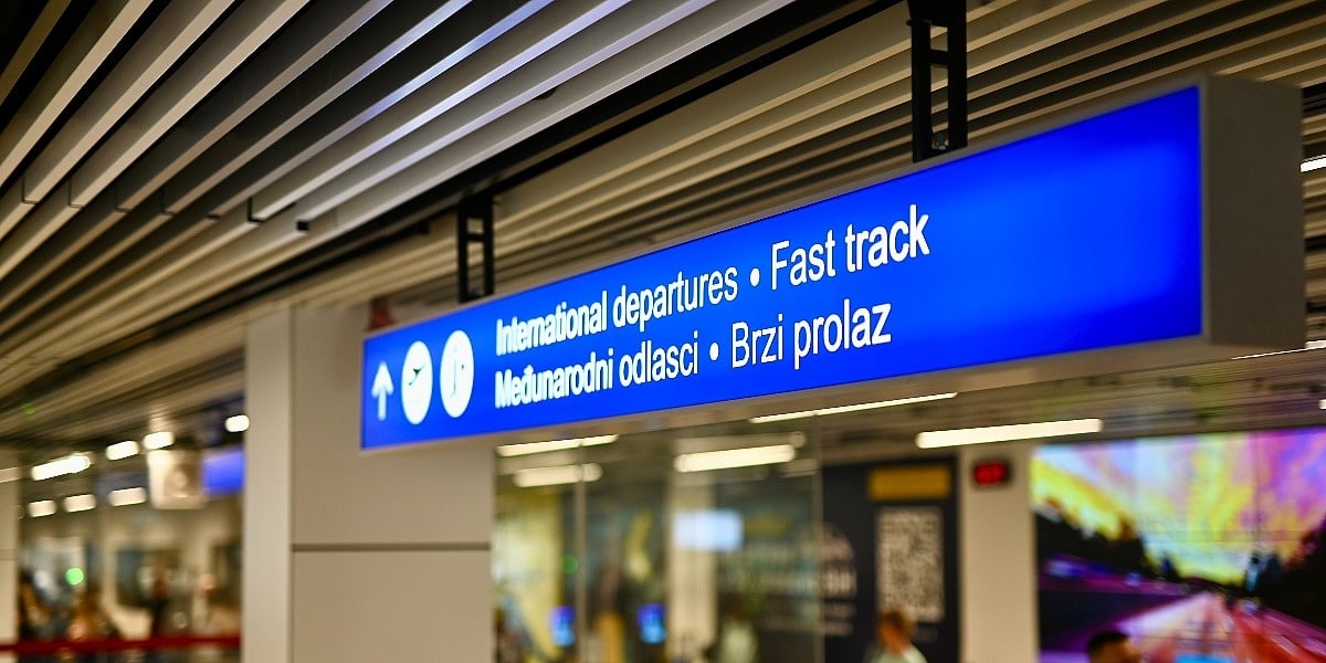 Amina Pašić Gurel kažnjena sa 5.000 KM zbog pokušaja krijumčarenja 123 mobitela na sarajevskom aerodromu