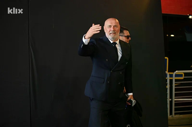 Sergej Barbarez odabrao početnih jedanaest za Ameriku, promijenio je formaciju i iznenadio sve