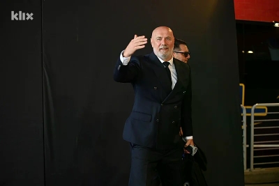 Sergej Barbarez odabrao početnih jedanaest za Ameriku, promijenio je formaciju i iznenadio sve