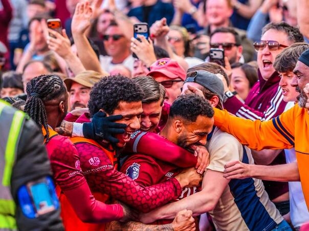 Liverpool slavio kući, Tottenham i West Ham preživjeli dramatične završnice