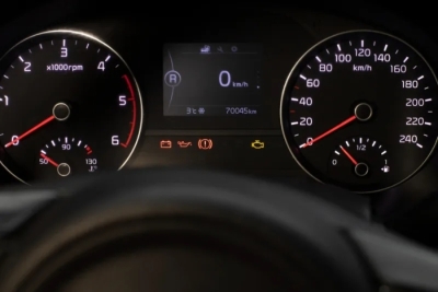 AKO SE UPALI OVA CRVENA LAMPICA, ODMAH ZAUSTAVITE AUTOMOBIL: Nastavak vožnje može uništiti motor