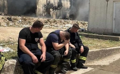 Potresan prizor iz Mostara: Vatrogasci na izmaku snaga nakon borbe s požarom