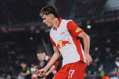 ENGLEZI PROGLASILI DŽEKINOG NASLJEDNIKA: On je nova zvijezda Zmajeva, porede ga sa Dembeleom, a sanja dres Real Madrida!