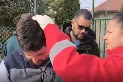 „Krenuli su batinaši“: Maskirani muškarci napali mladiće ispred biračkog mjesta u Pančevu, korištene palice i baklje