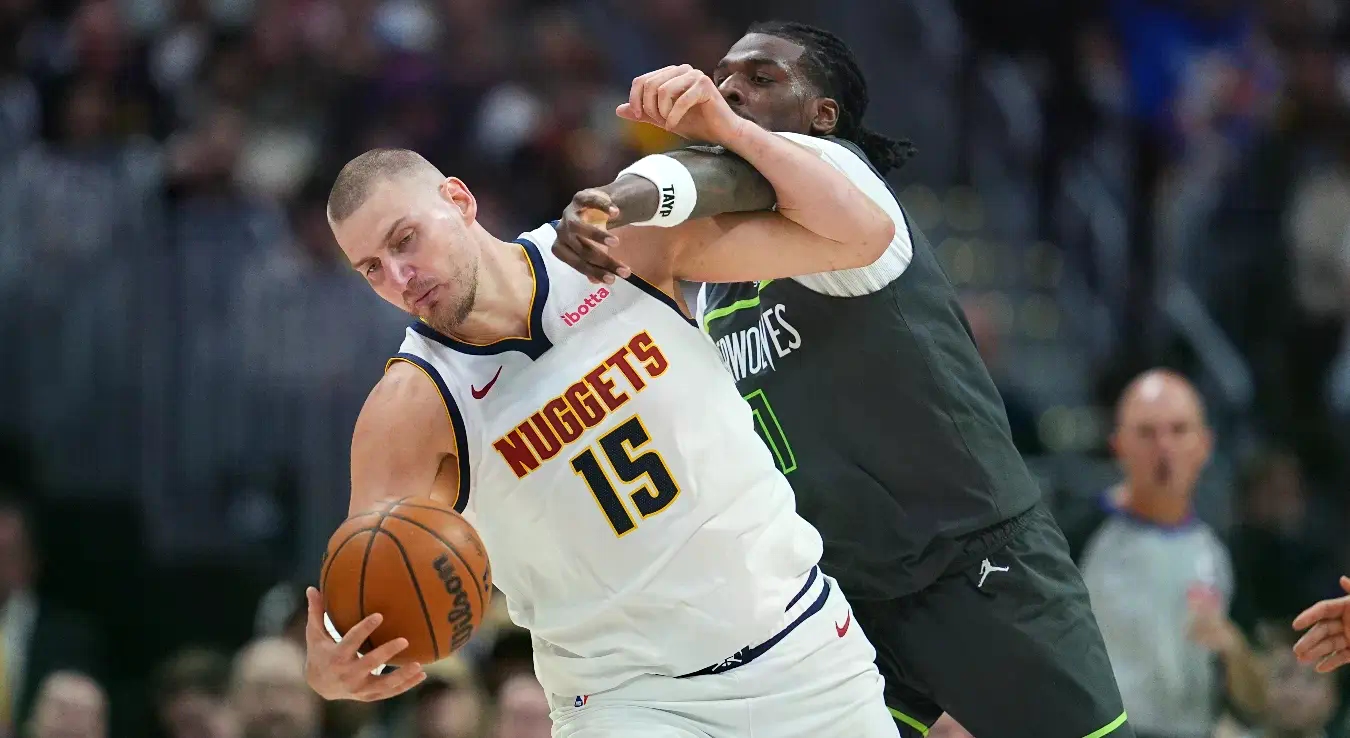 Кукавички гурнуо Јокића с леђа: Србин "одлетио" у публику послије прљавог потеза