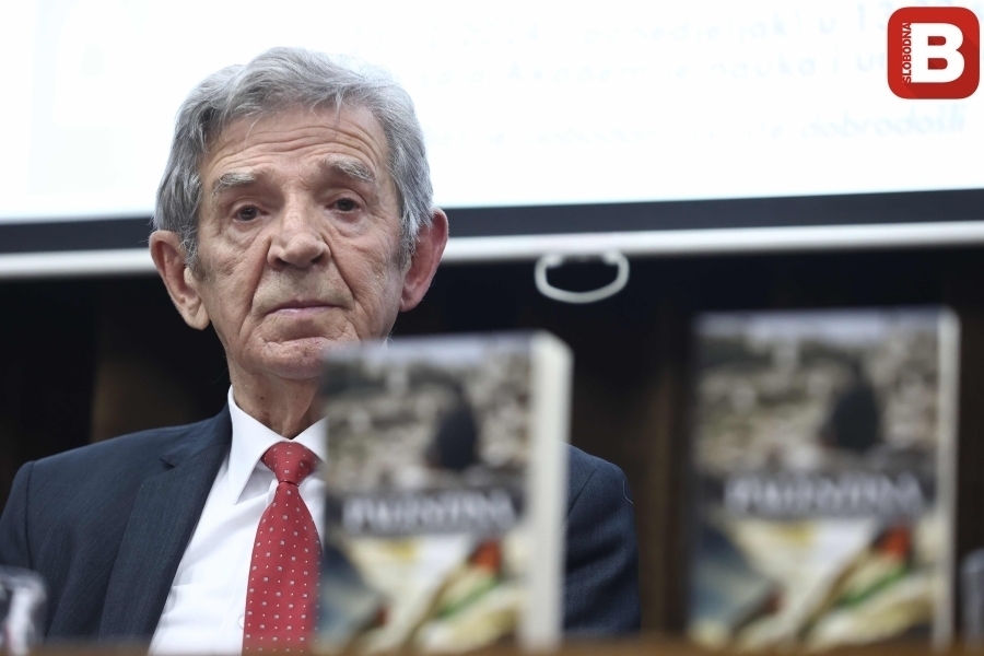 AKADEMIK ESAD DURAKOVIĆ UPOZORAVA: 'Floskula međunarodne zajednice da je sve do nas je obmana'