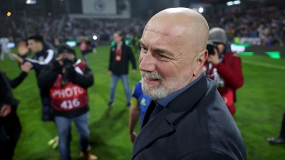 Sergej Barbarez stigao u Gelzenkirhen da podrži Šalke u borbi za Bundesligu