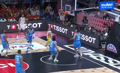 Aktuelni prvaci eliminisani sa Eurobasketa, šok im priredili Grci