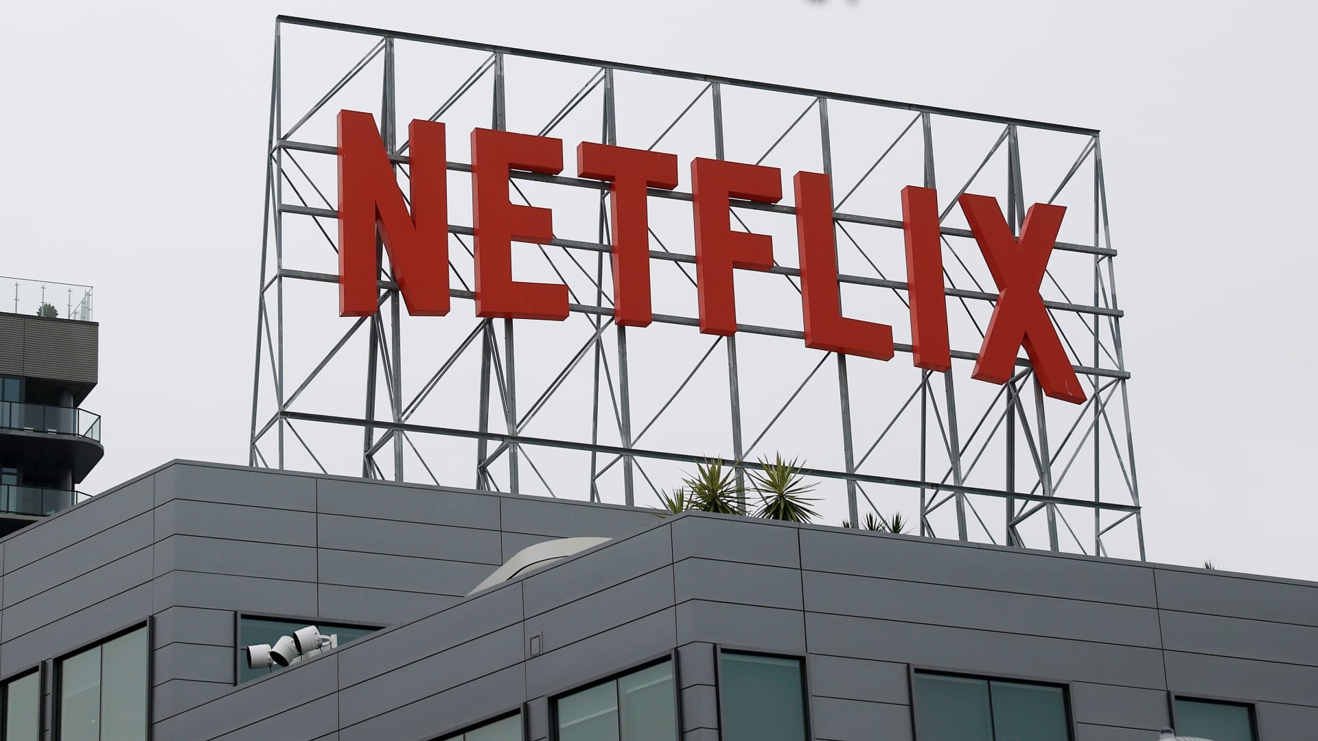 Veliki rezovi u Netflixu! – Otkaz za 1.000 zaposlenika