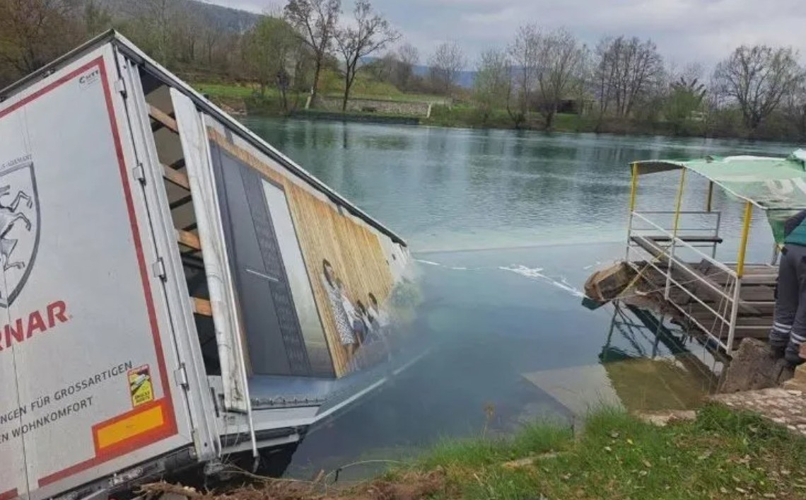 Detalji tragedije u Bihaću, poginuo brat bivšeg igrača FK Sarajevo