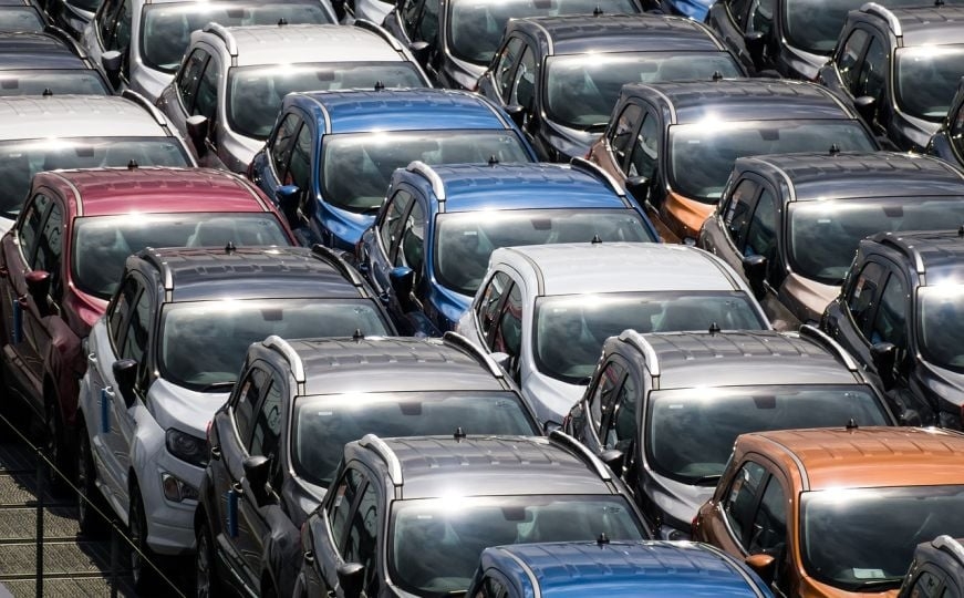 Hitno obratite pažnju: Ovo se dešava ako automobil dugo stoji na suncu