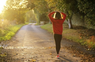 RECEPT ZA ŽIVOT BEZ BOLA: Pronađena magična granica hodanja koja za 23% smanjuje rizik od hronične boli u leđima