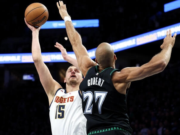 Jokić i Denver ispali već na početku play-offa