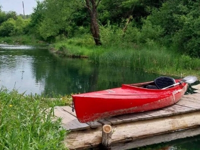 Oblačno sa kišom, lokalno jačom uz grmljavinu