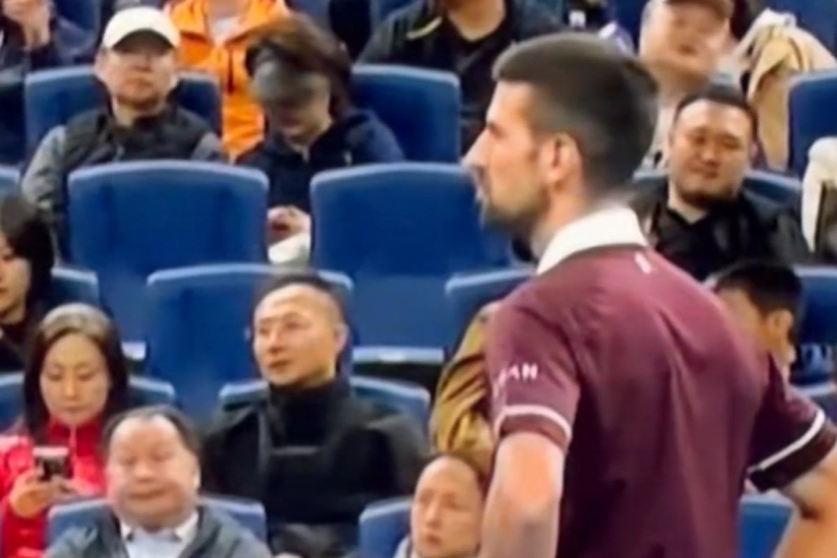 Novak Đoković 'zagrmio' na sudiju i Zvereva usred meča: "Ovo je najgluplje..."