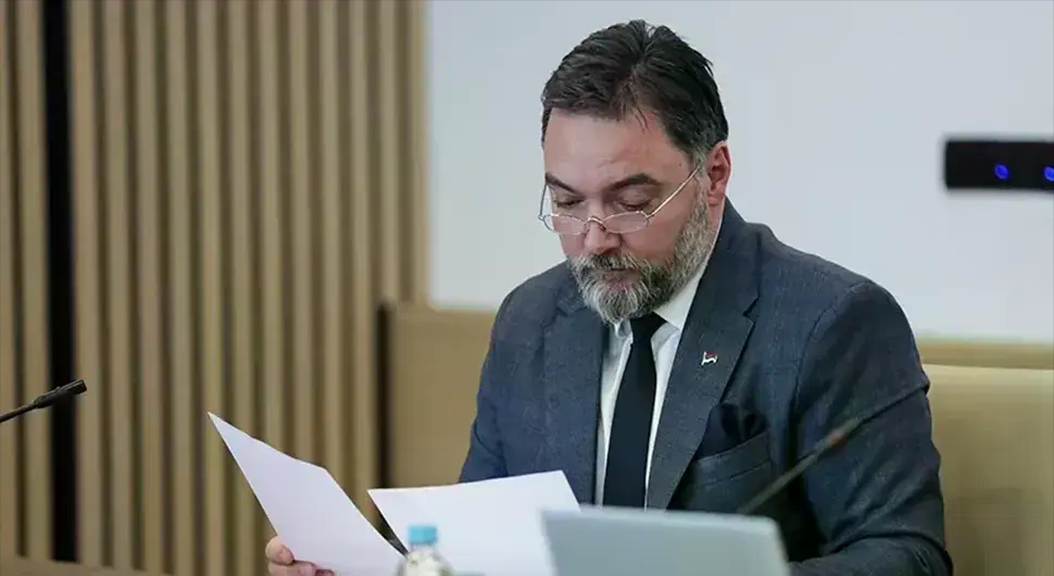 Кошарац: Пажљиво се припрема документација за сучељавање са Хрватском