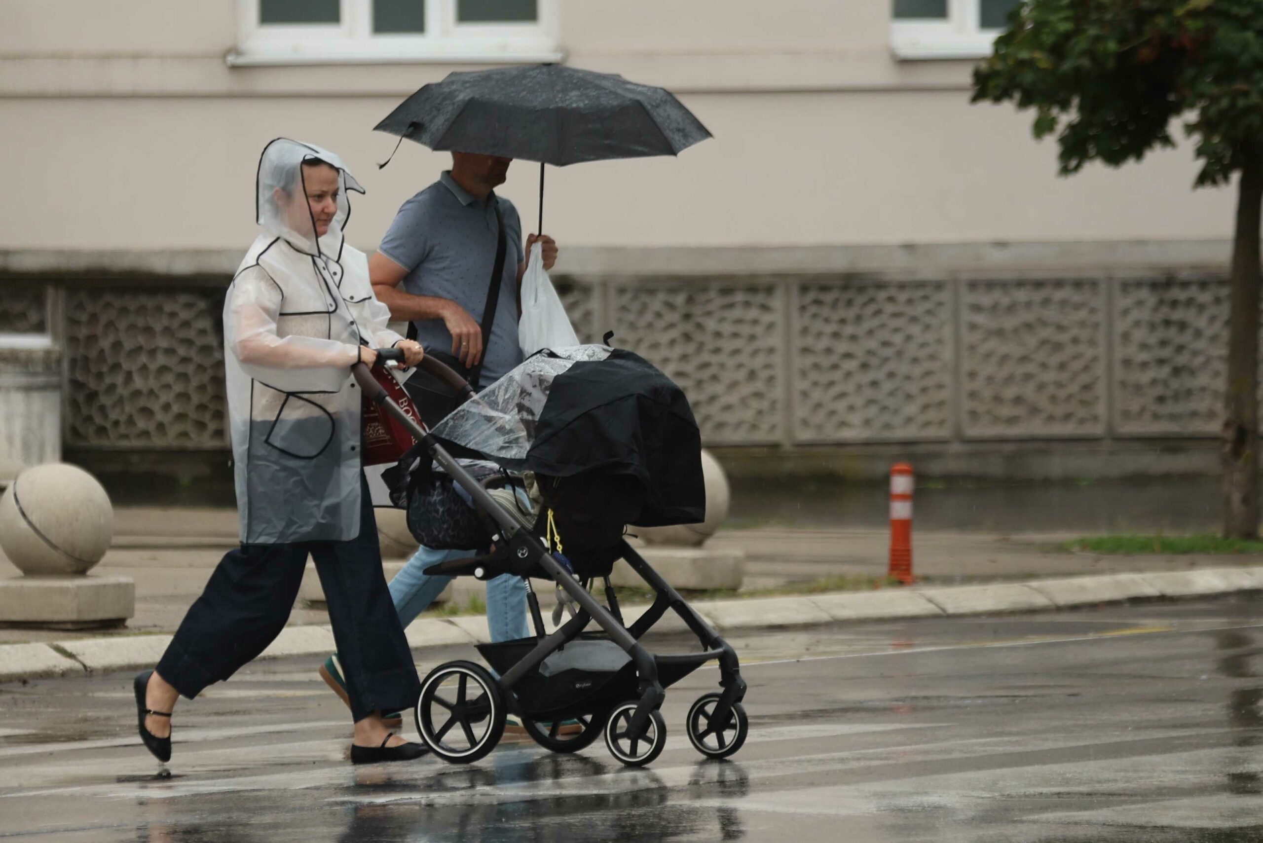Nakon sunčanog dana stiže preokret: Sutra OBLAČNO VRIJEME I KIŠA, temperatura do 29 stepeni